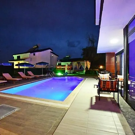 Deren 1 Villa *